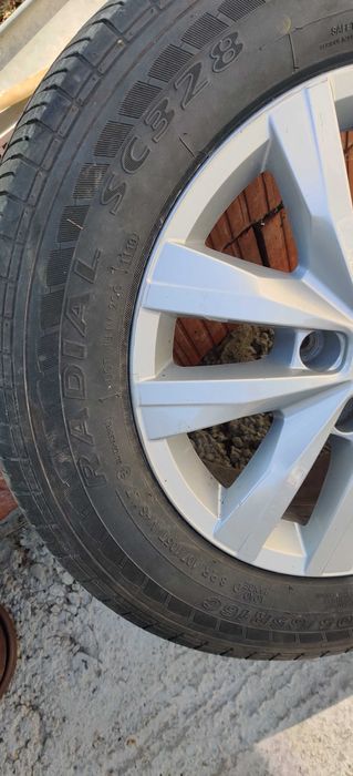Janta cu cauciuc Volkswagen  T6/T5 Caravelle