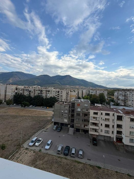 Продава се Тристаен апартамент в Дупница - 68 кв.м за 1618 €/кв.м - Снимка #7