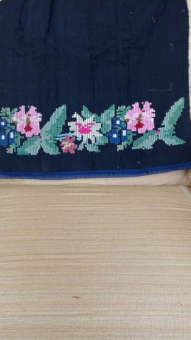 Автентични национални престилки със цени от 50лв до 75лв