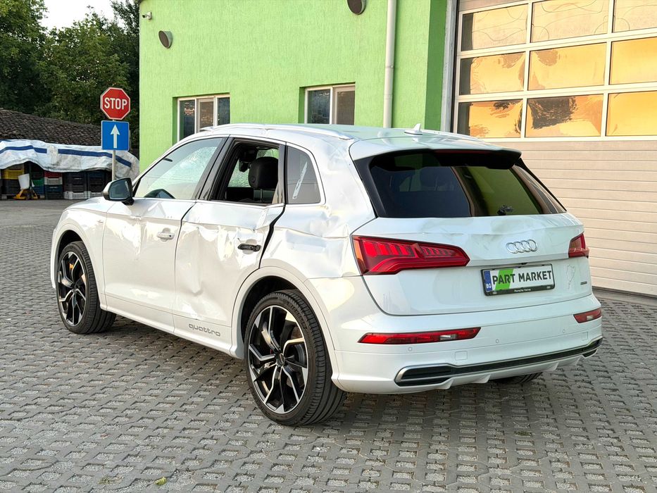 AUDI Q5 S Line 3.0TDI 50TDI На Части