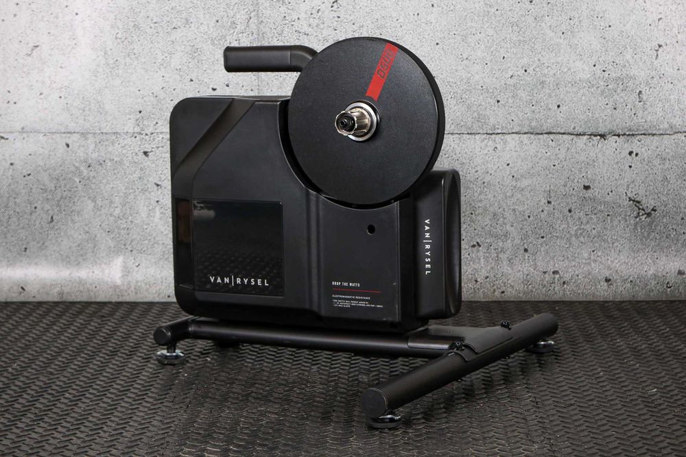 Indoor Trainer Van Rysel D500 (compatibil cu Zwift, Rouvy, MyWhoosh)