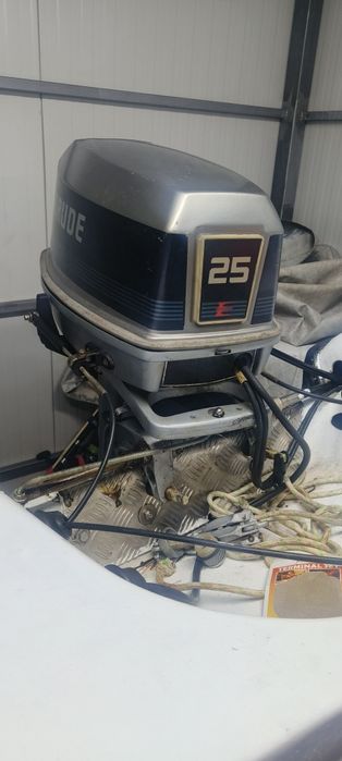 Двигател за лодка