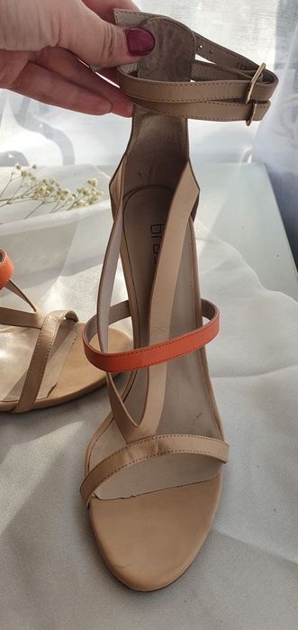 Босоножки  Braska.