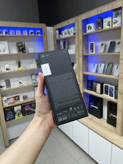 Motorola Razr 50 Koala Grey, 256 Gb, Nou