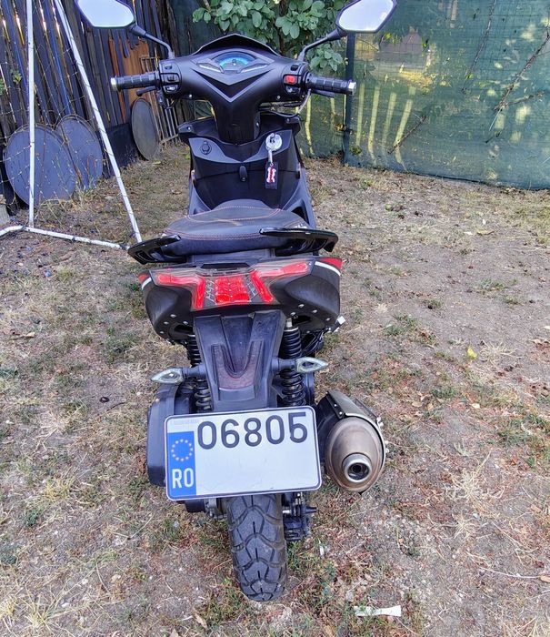 Scuter 125  GT Union Streak