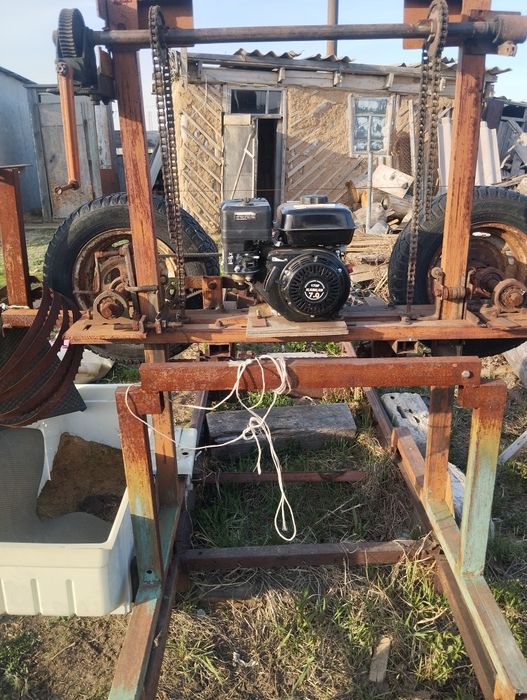 Продаю стол слесарный