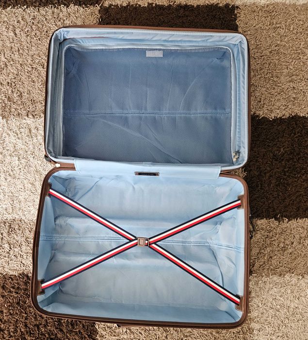 Valiza/Troler Tommy Hilfiger pentru barbati