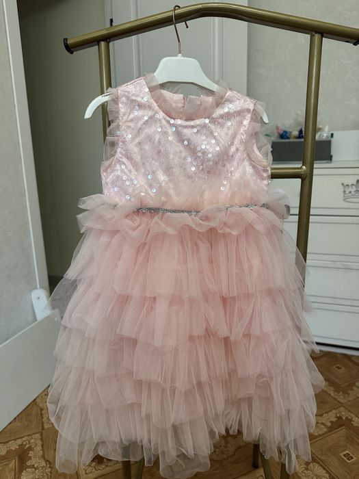 Продается детское платье