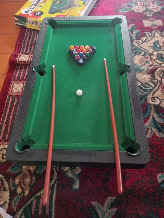 Детский бильярд.