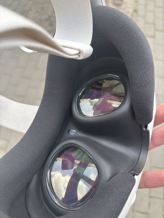 Ochelari VR Meta Quest 3 512Gb in stare buna