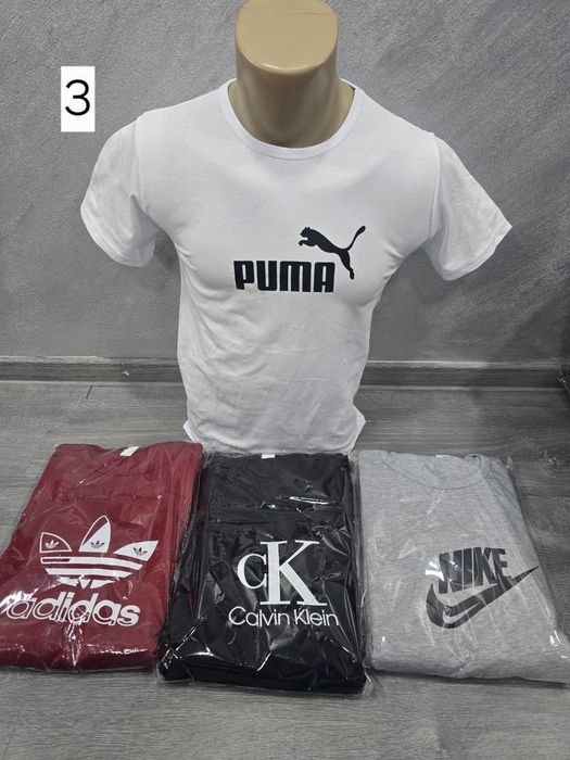 Seturi de bărbați de 4 tricouri mărimi de la S la XXL