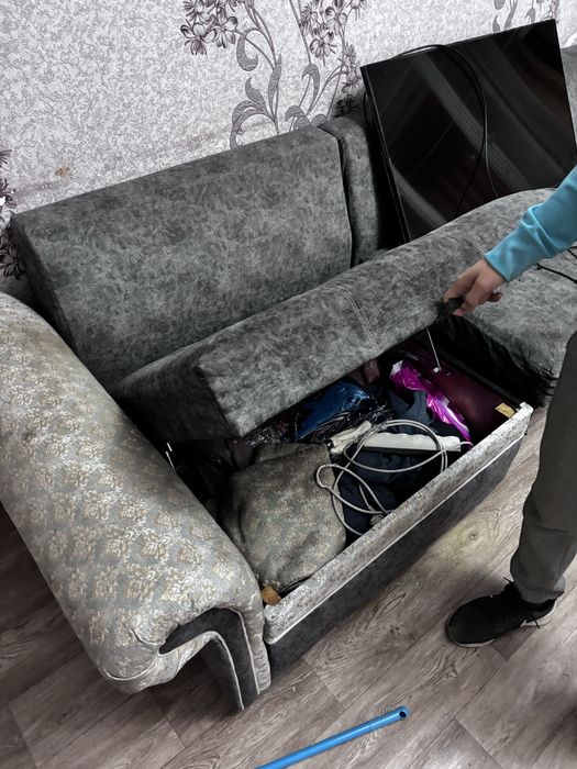 Диван  35к торг есть