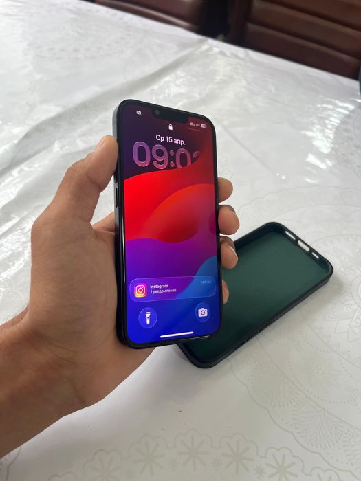 Айфон 14 в идеальном состояни