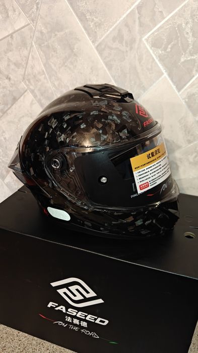 Мото шлем Faseed XL 60-61см