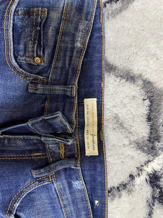 Женские джинсы Stradivarius и Mango, размер 36–38 (3 пары)