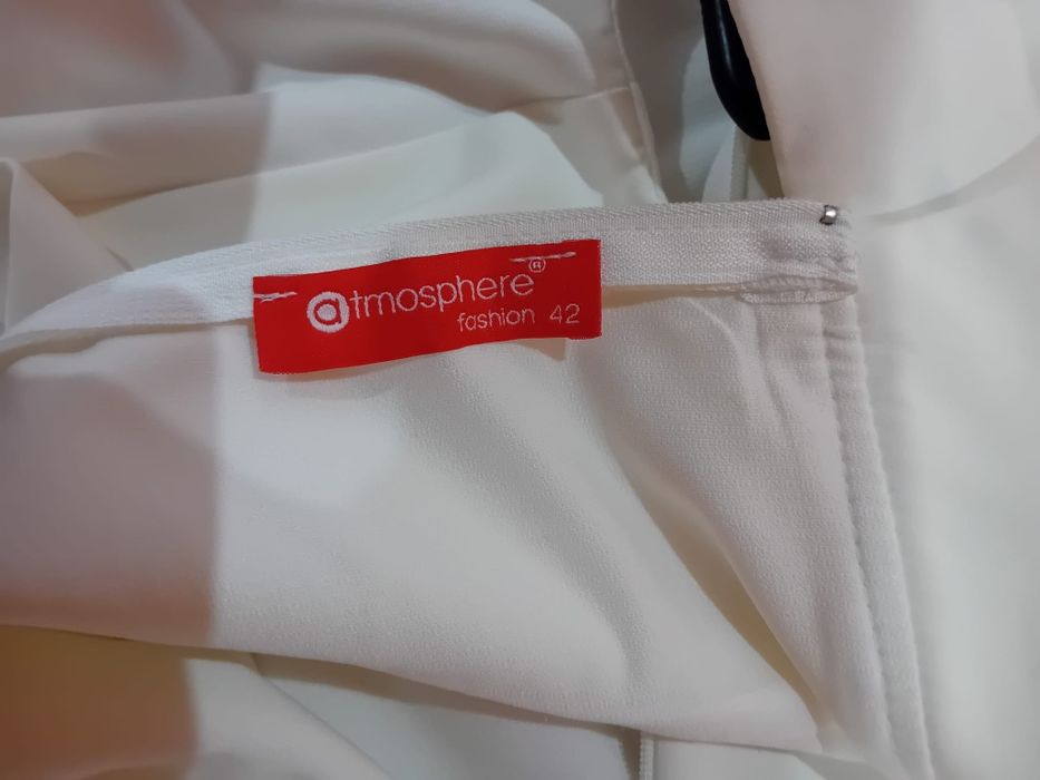 Rochii de zi,  în stare buna