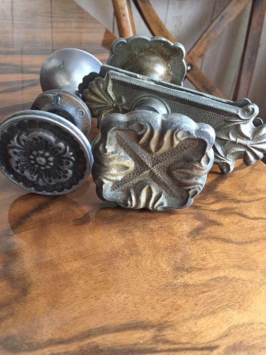 Ручки, дверные старинные. Навесы, щекогда