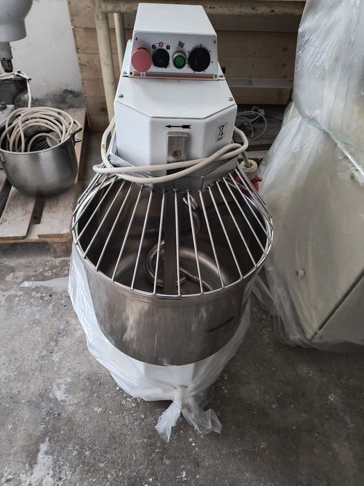 Vânzare utilaje panificație