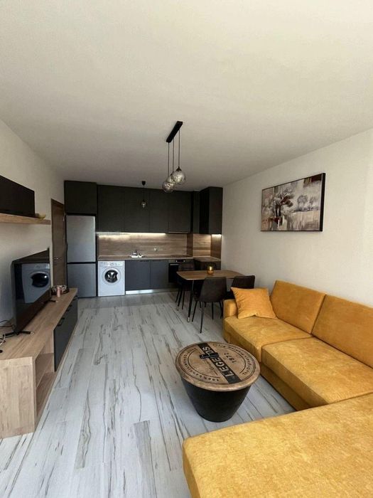 Дава се под наем Двустаен апартамент в София, Малинова долина - 63 кв.м за 817.53 € - Снимка #1