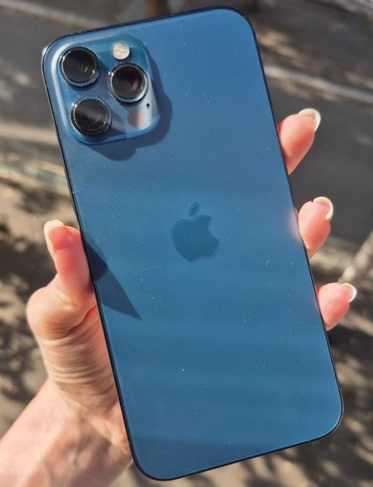 Iphone 12 pro max.
