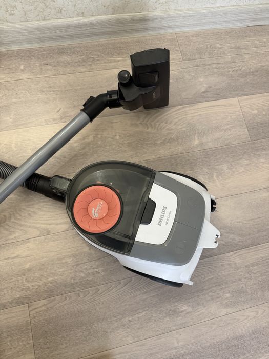 Пылесос Philips срочно