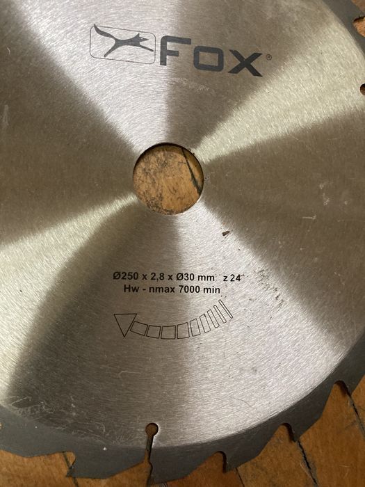 Panza circular pentru Lemn Fox 250x2,8x30mm italia Noua