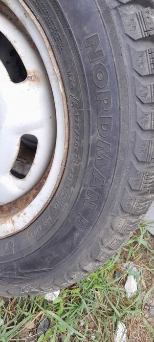 Продам зимнюю резину