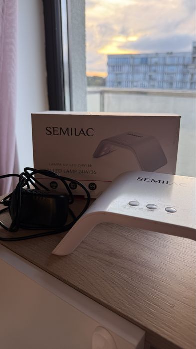 Комплект за маникюр – UV/LED лампа Semilac + прахоуловител