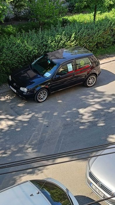 Volkswagen Golf 4, 1.4 Benzină 2002 - Climatronic - Încălzire în scaune