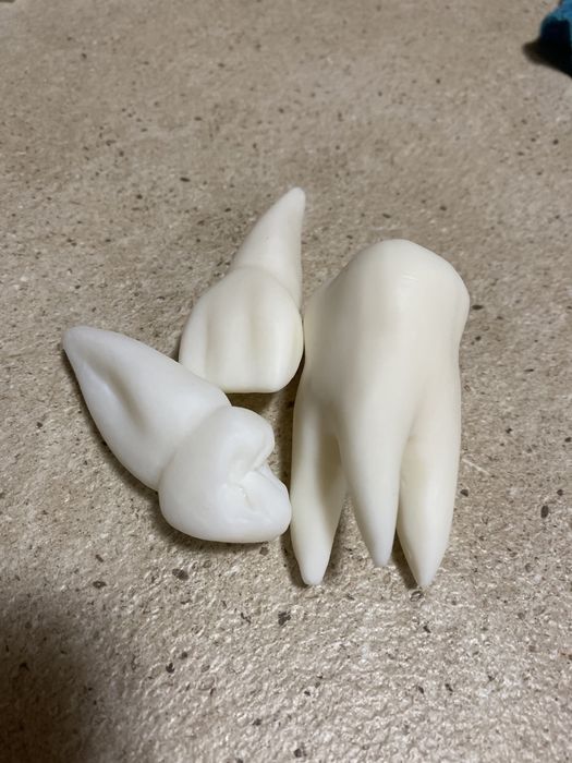 Моделирам зъби от сапун