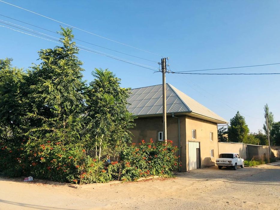 Uy sotiladi markazda