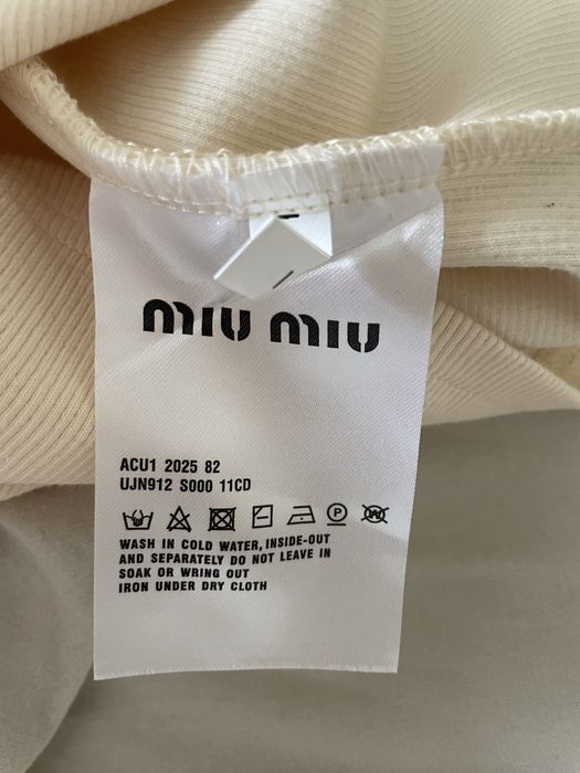 Top dama miu miu
