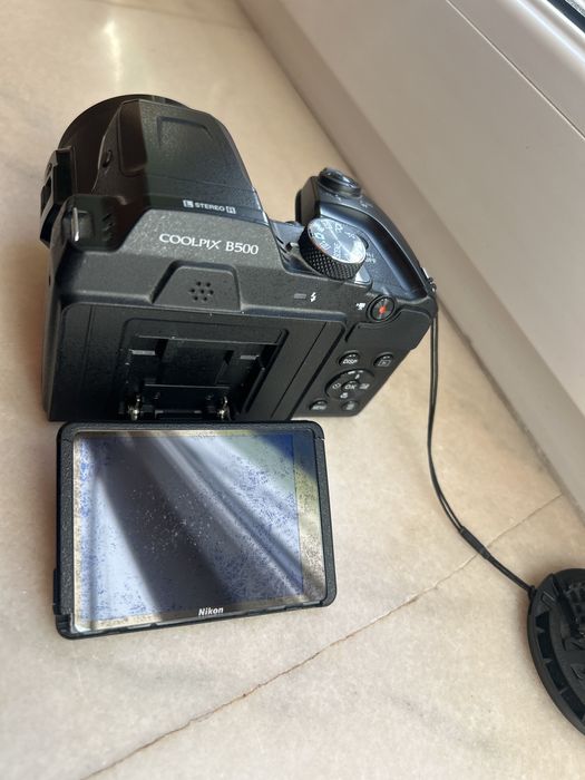 Aparat foto Nikon b500