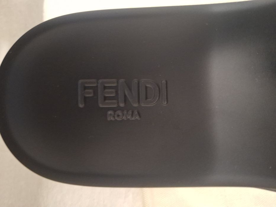 Мъжки чехли Fendi