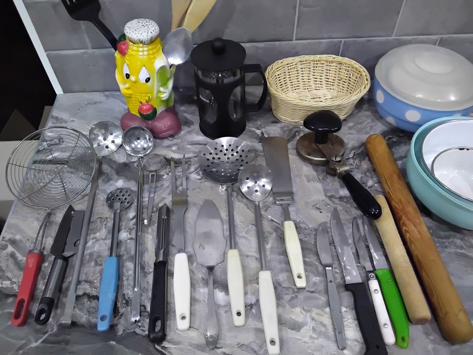 Продам посуду и кухонную утварь