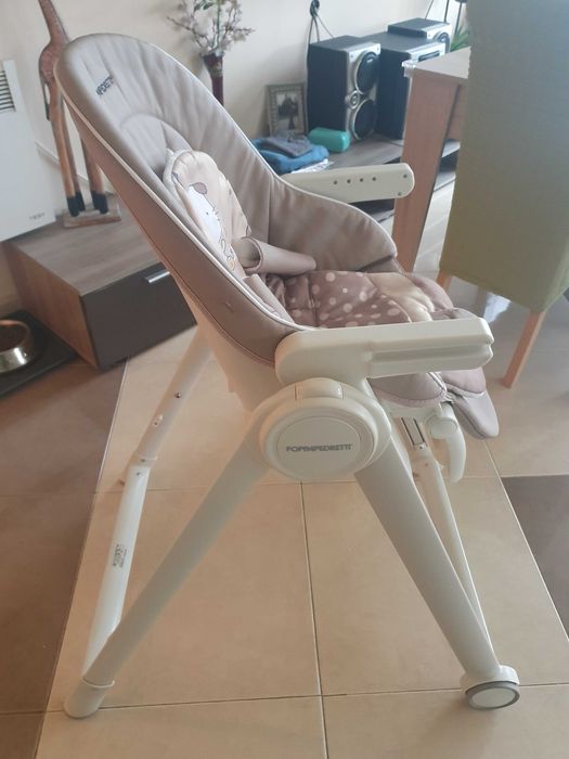 Стол за хранене като нов