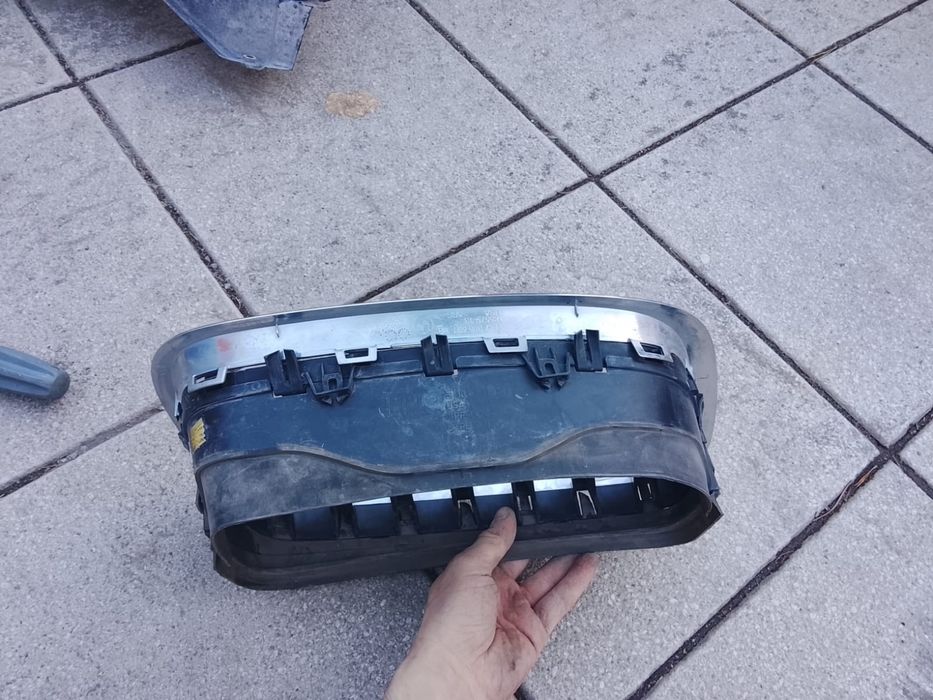 Решетка радиатора бмв