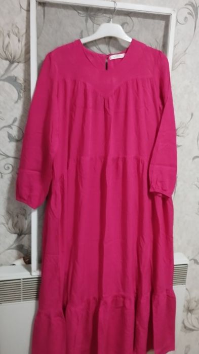 Продаются женские платья