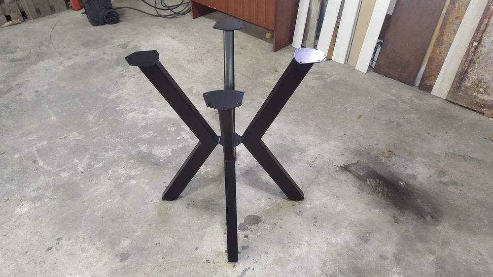 Метални крака за маса