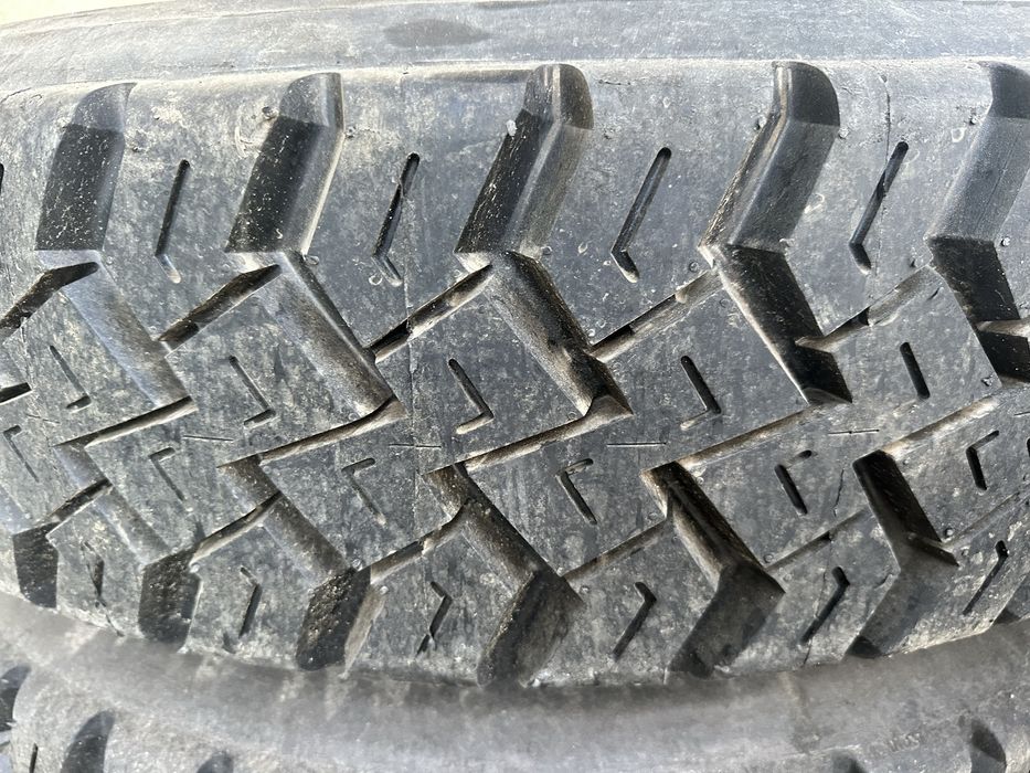 Гуми за камион 10.00 R 20 / 12 R 22.5