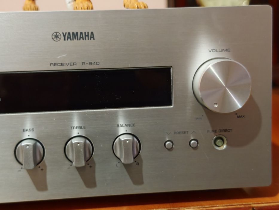 Yamaha R-840. Receiver premium. Se vinde ca defect. Preț fix !