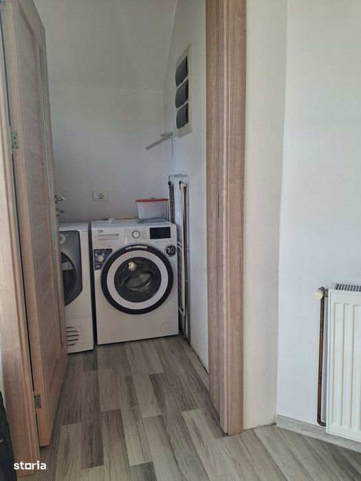 Casă modernă din cărămidă, complet mobilată
