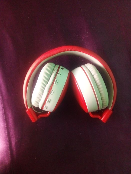 Melbook va quloqchin