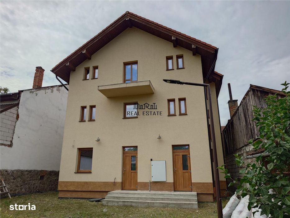 Cladire noua, ideala pentru cazare sau spatii de birouri in Brad, Hd