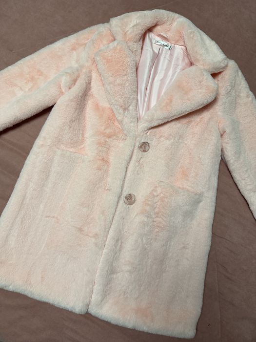 Чисто ново дамско палто