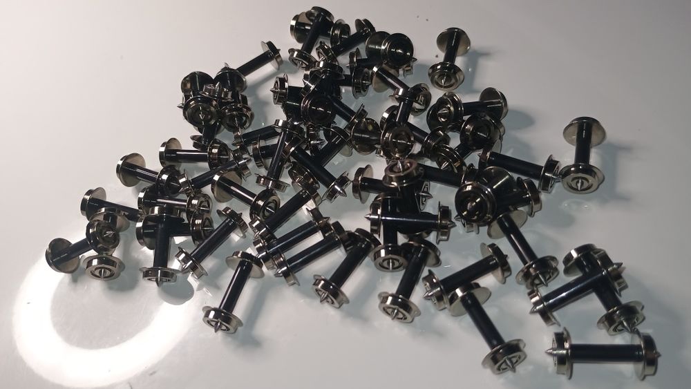 Roți Osii metalice izolate vagoane machetă trenuleț electric scara HO