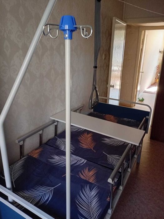 Кровать медицинская