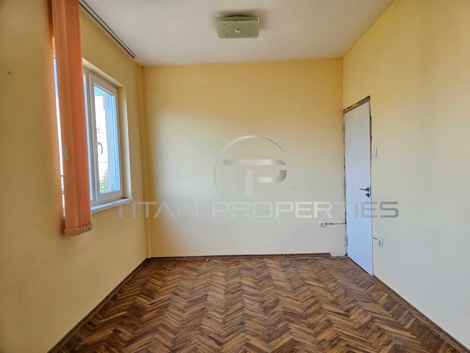 Продава се Тристаен апартамент в Пловдив, Южен - 86 кв.м за 1431 €/кв.м - Снимка #5