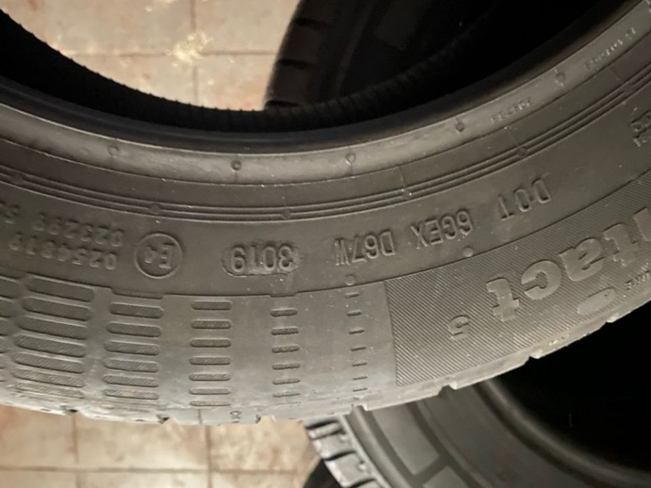 vand anvelope 175/65/14 continental de vară noi