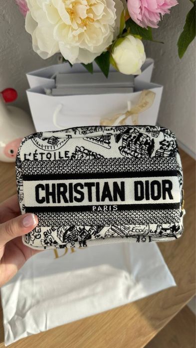 Косметички брендовые